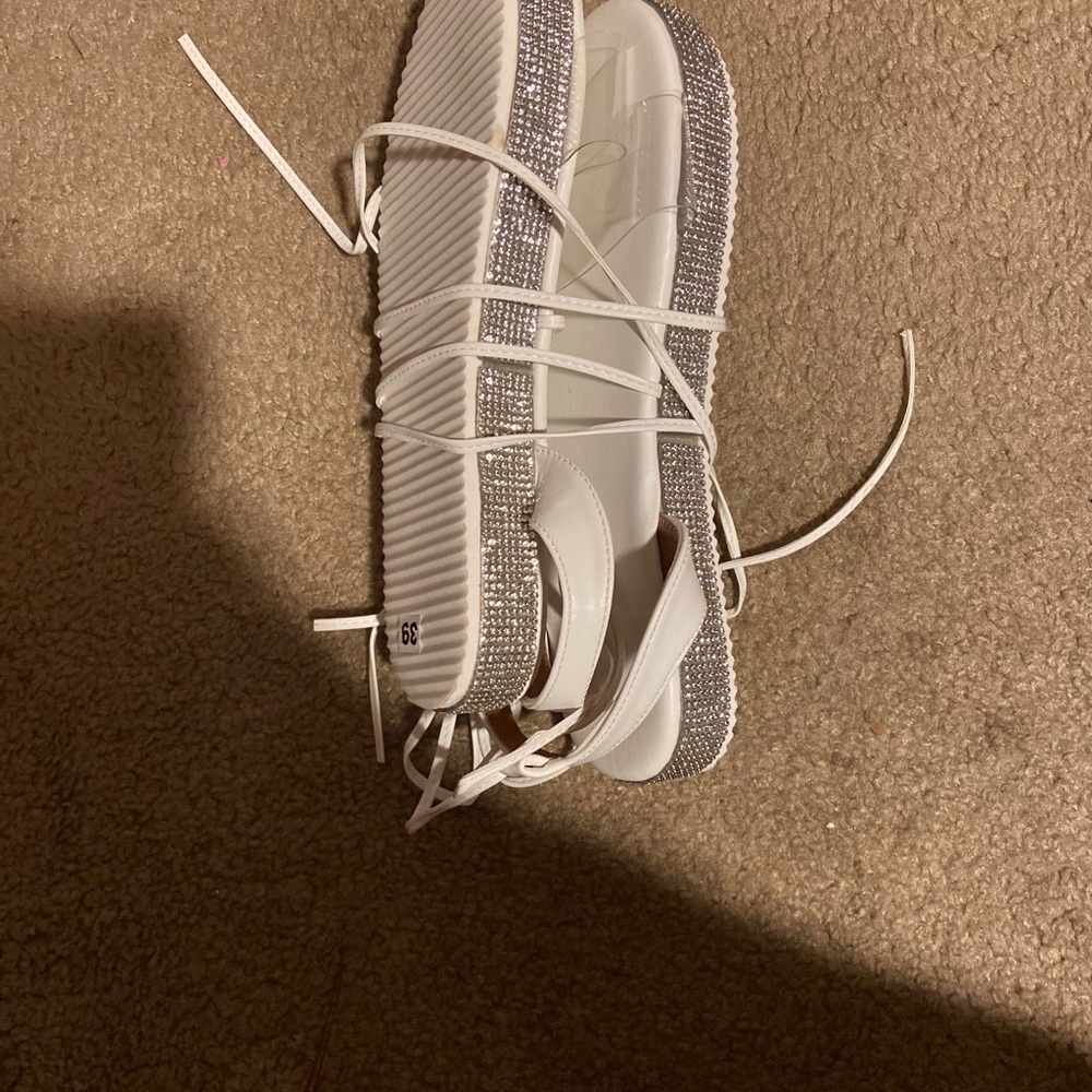Sandals - Picture 2 of 2